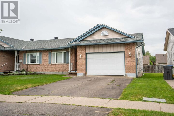 Property Photo: 870 Lake St ON P6B 6K2