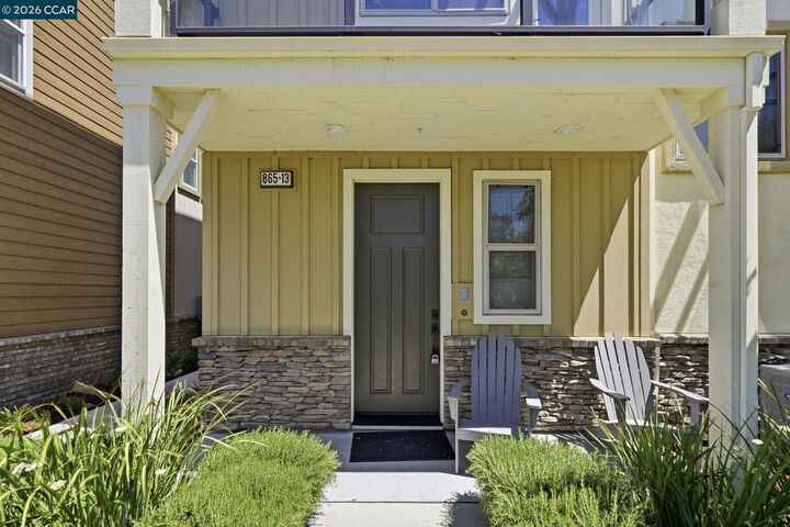 Property Photo:  865 Tranquility Cir 13  CA 94551 