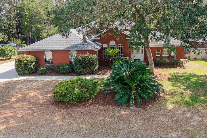 Property Photo:  117 Mulry Drive  FL 32578 