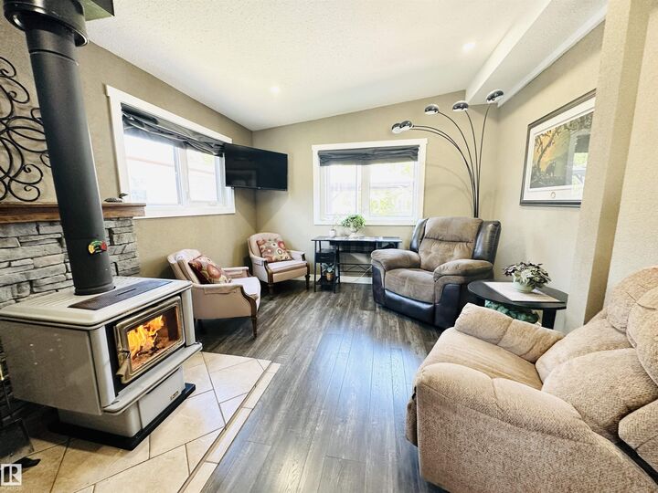 Property Photo:  4306 47 Street 2  AB T9A 1W6 