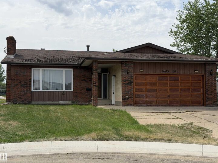 5319 63 Street — photo 1