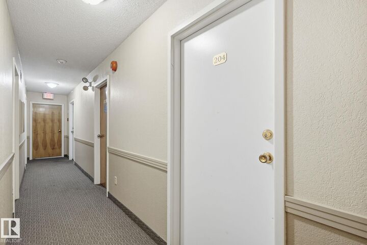 Property Photo:  41 Akins Drive 204  AB T8N 3M6 