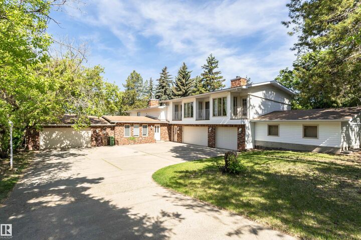 Property Photo: 55 Sturgeon Road AB T8N 0E8