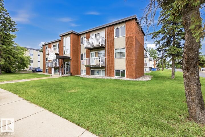 Property Photo:  10164 150 Street NW 15  AB T5P 1P1 