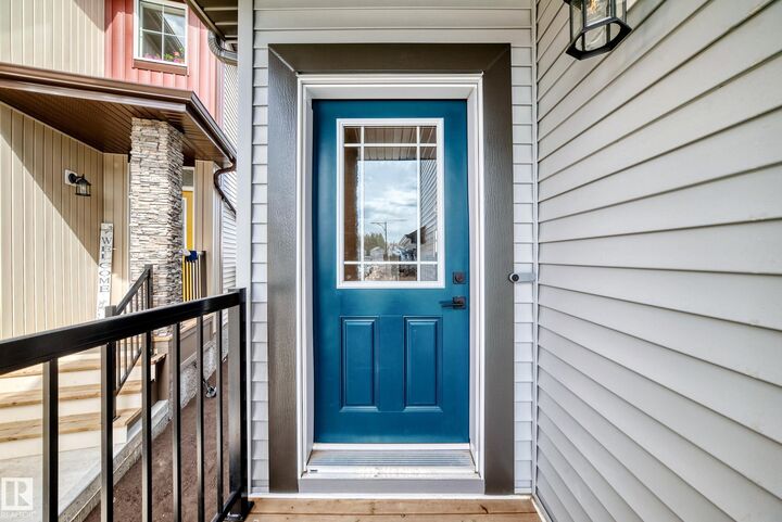 Property Photo:  4231 206 Street NW  AB T6M 3E3 