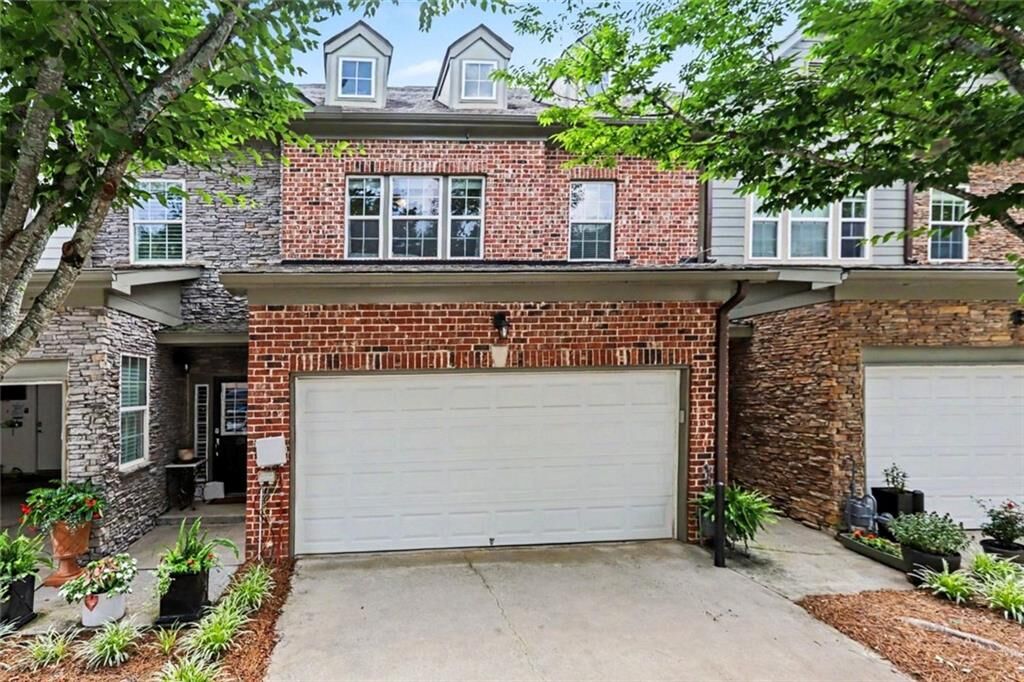 Property Photo:  3780 Ashford Creek Avenue NE  GA 30319 