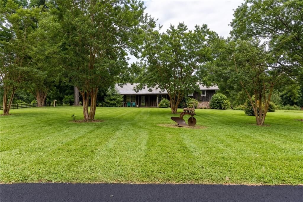 Property Photo:  369 L Sullivan Road  LA 71483 