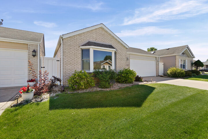 Property Photo: 315 Valley Court IN 46356
