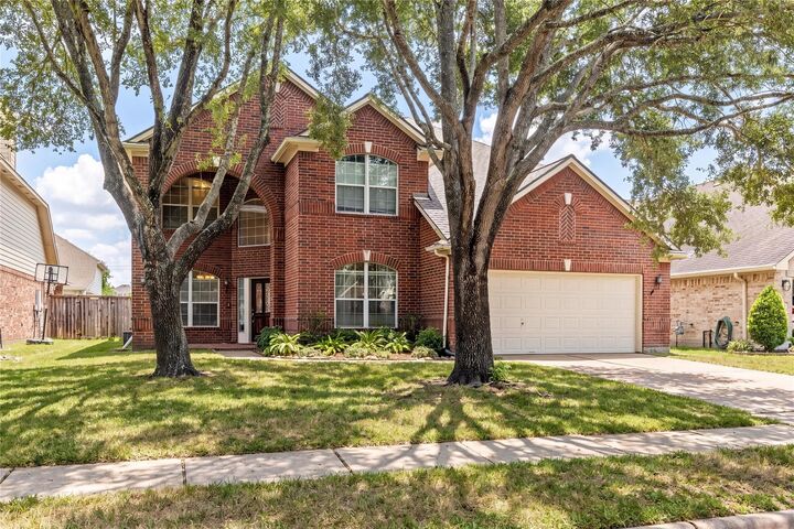 Property Photo:  5119 Silver Oak Drive  TX 77505 