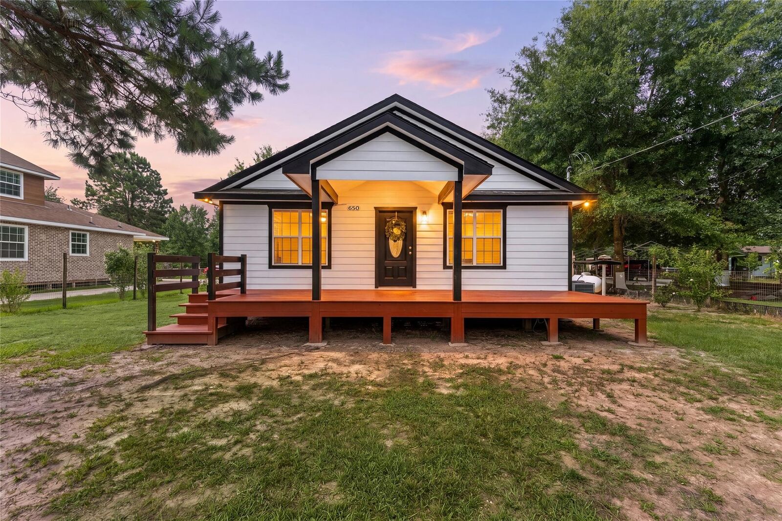 Property Photo:  650 County Road 3404  TX 77327 