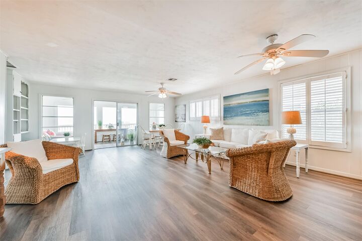 Property Photo:  1521 John Street  TX 77539 