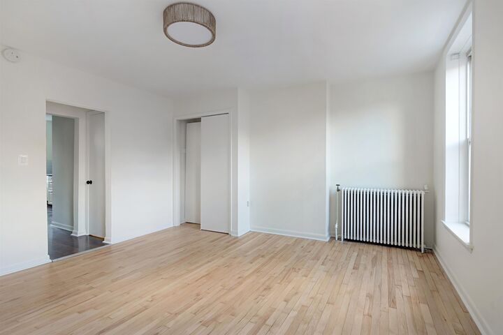 Property Photo:  67 Franklin St 3  NJ 07307 