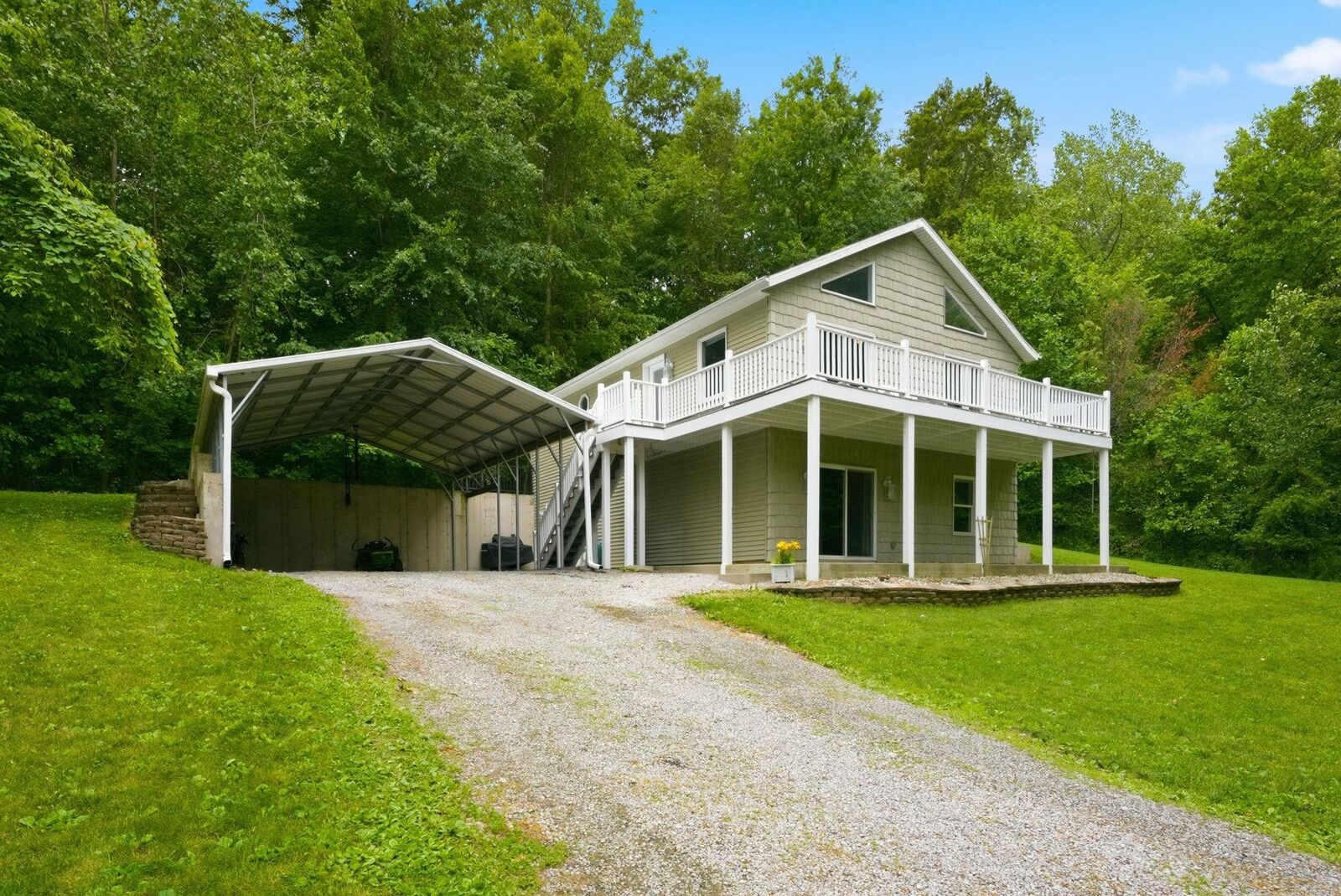 Property Photo: 915 Lane 201 Ball Lake IN 46742