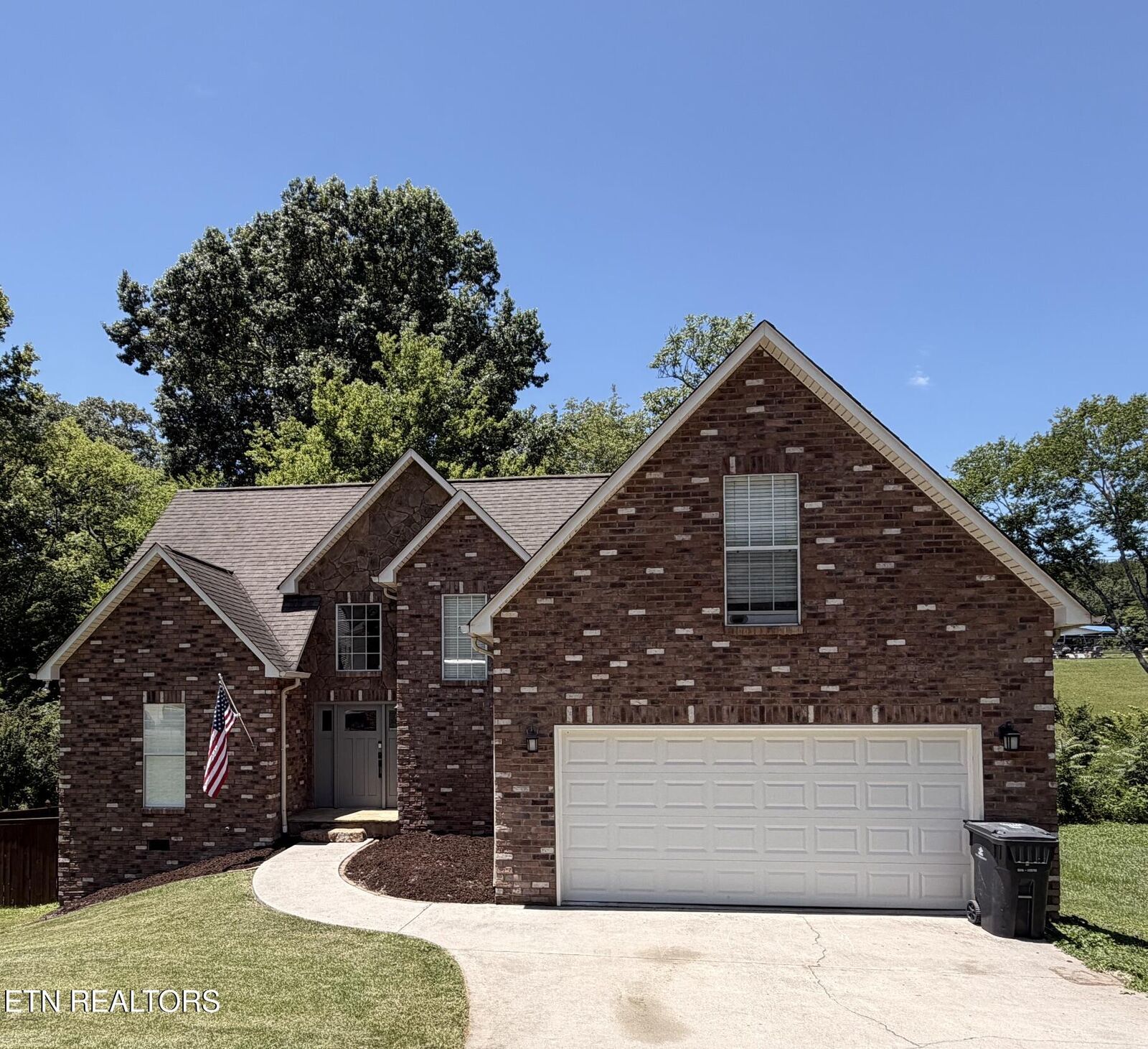 Property Photo:  2145 Willow Creek Lane  TN 37909 