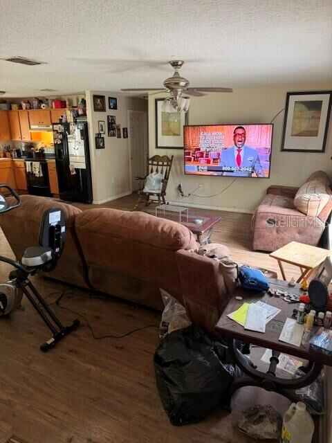 Property Photo:  11012 McMullen Loop  FL 33569 