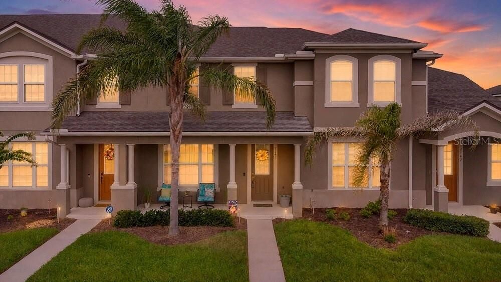 Property Photo:  2145 Valencia Blossom Street  FL 34711 