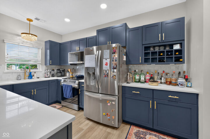 Property Photo:  1415 Shadow Ridge Road  IN 46280 