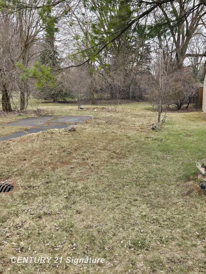 Property Photo: 655 Lutzke Road MI 48609