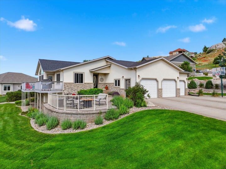 Property Photo:  1904 Cowboy Lane  SD 57783 