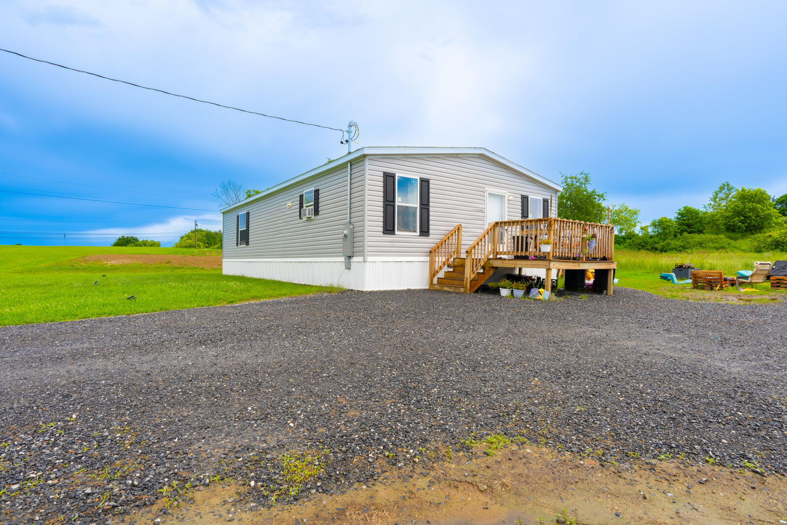 Property Photo: 7 Edward Court ME 04937