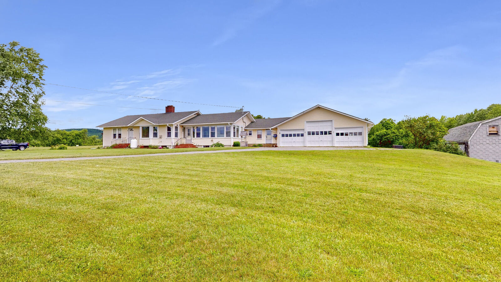Property Photo:  117 Mason Corner Road  ME 04971 