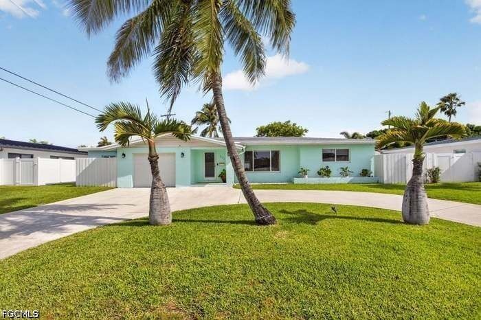 Property Photo:  571 SE 14th  FL 33060 