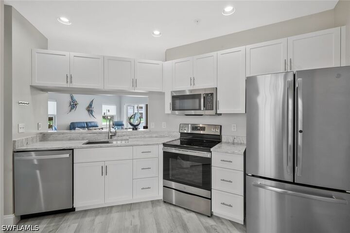 Property Photo: 12065 Summergate Circle 101 FL 33913
