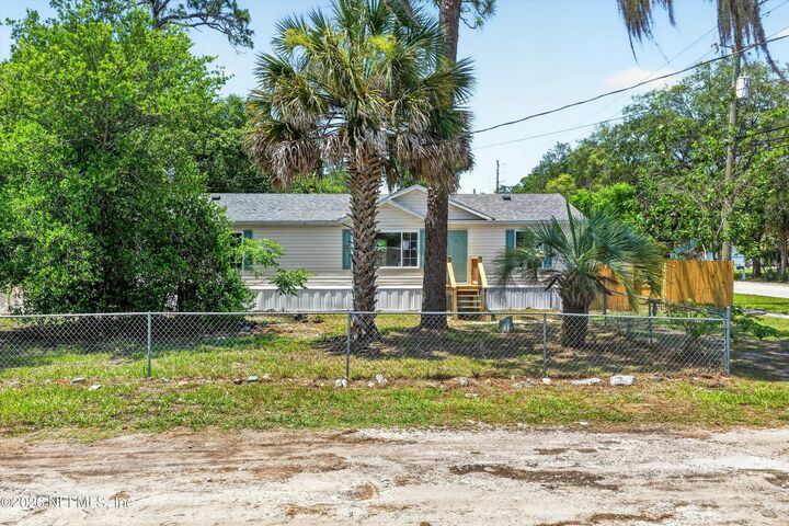 Property Photo: 7603 Coach Park Drive FL 32244