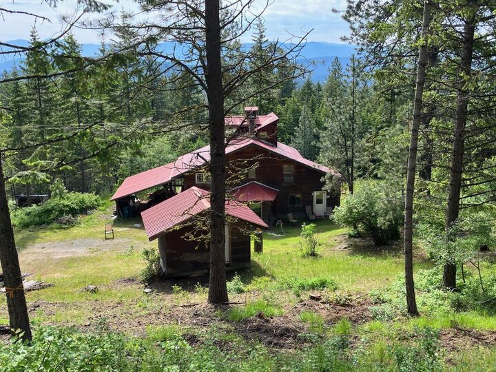 Property Photo:  1122 Orin Rice Rd  WA 99114 