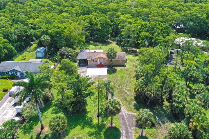 Property Photo:  160 19th St NW  FL 34120 