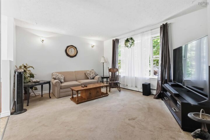 Property Photo:  2856 Beaver Bank Road  NS B4G 1E6 