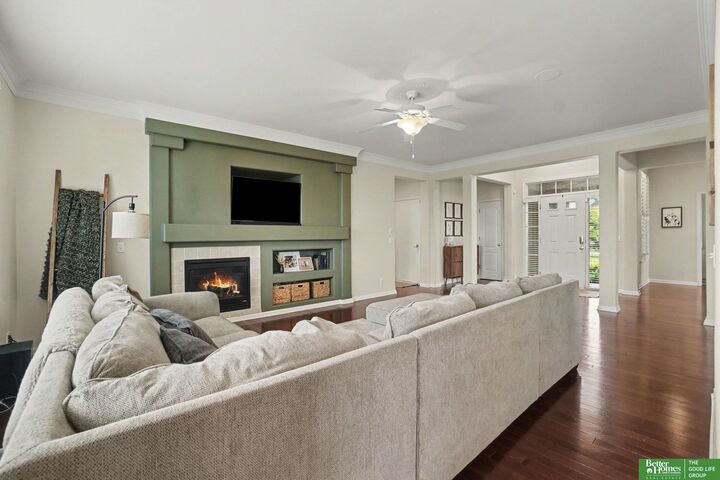 Property Photo:  9510 S 26th Avenue  NE 68147 