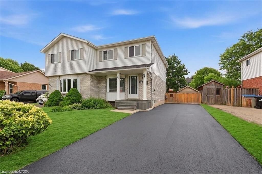 Property Photo: 207 B Auburn Drive ON N2K 3T1