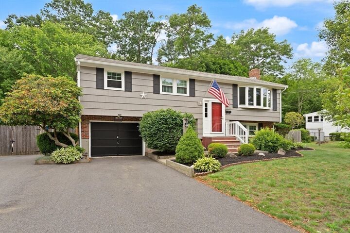 Property Photo:  15 W. Meadow Dr  MA 02302 