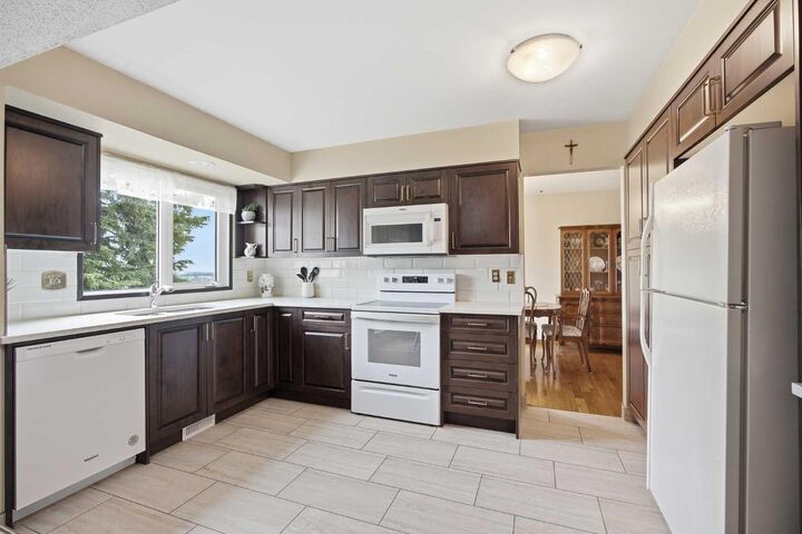 Property Photo: 228 Norfolk Road NW AB T2K 5P7