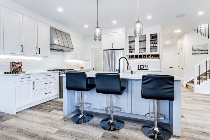 Property Photo:  714 Mandalay Link  AB T0M 0N0 