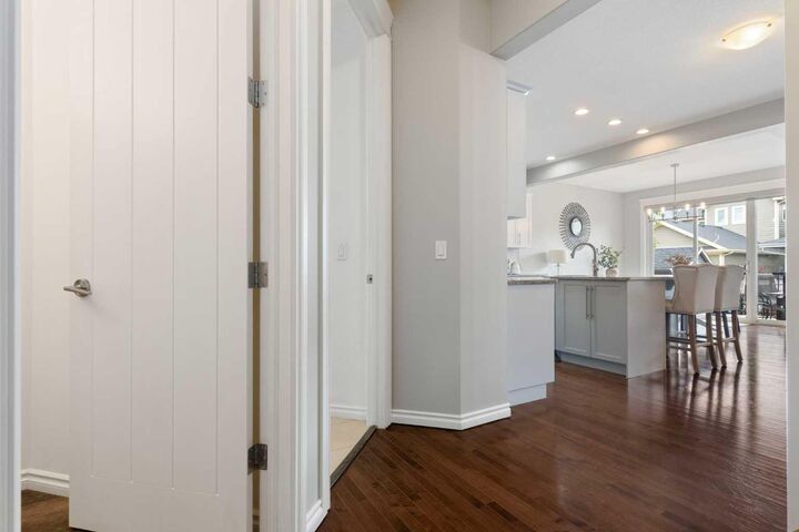Property Photo: 171 Cooperstown Lane SW AB T4B 0Z9