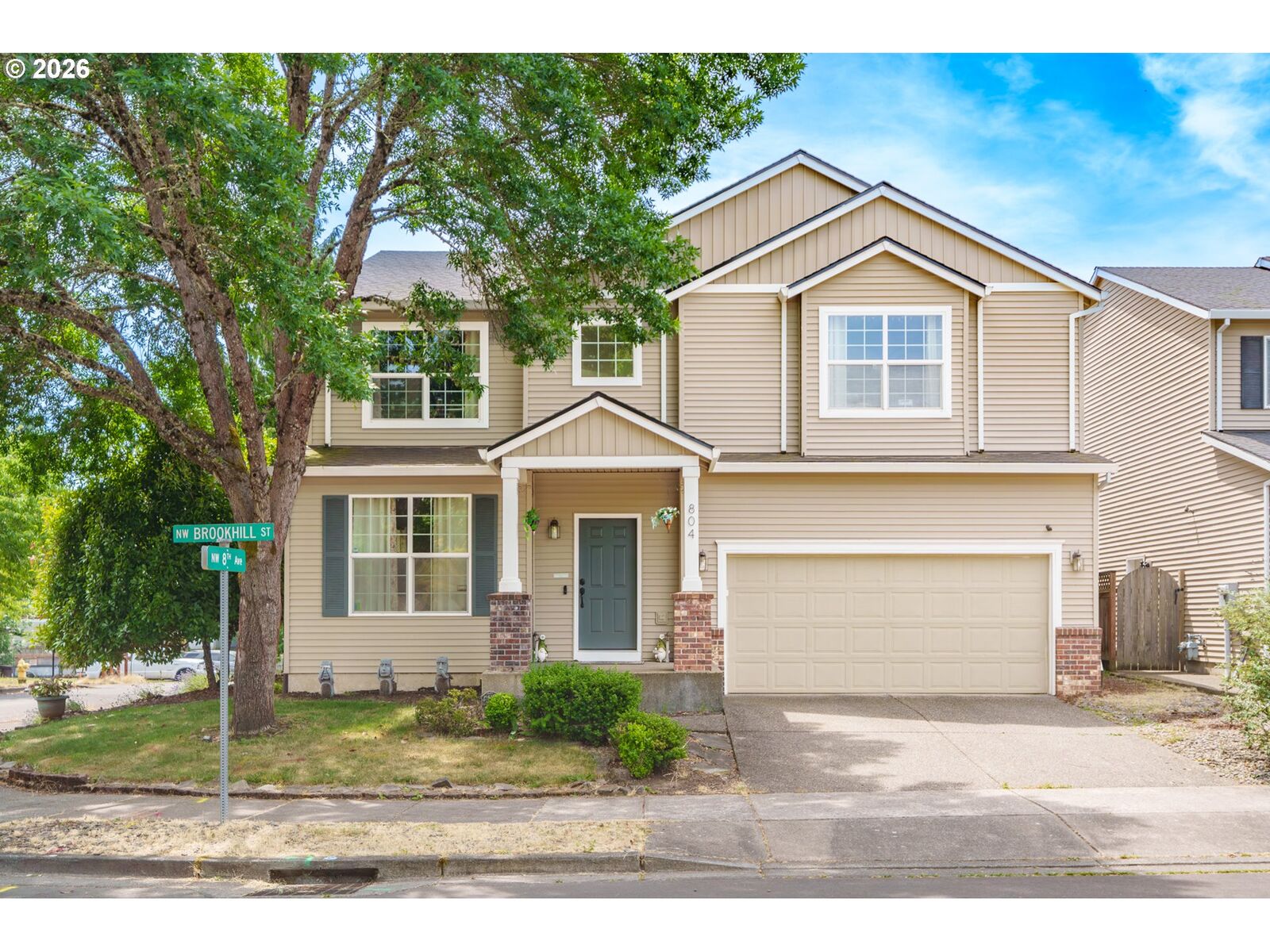 Property Photo: 804 NW Brookhill St OR 97124
