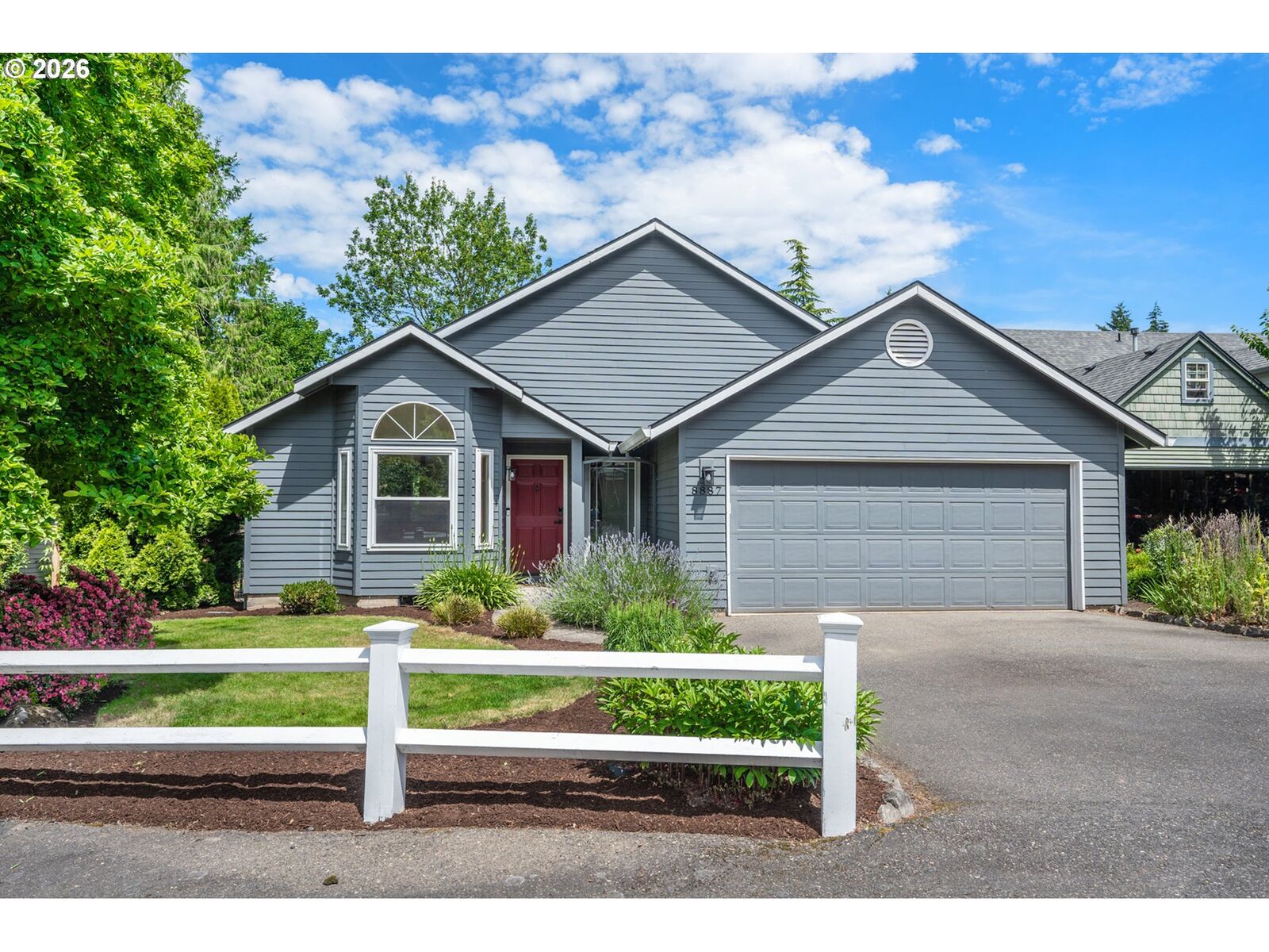 Property Photo:  8887 SW 67th Pl  OR 97223 