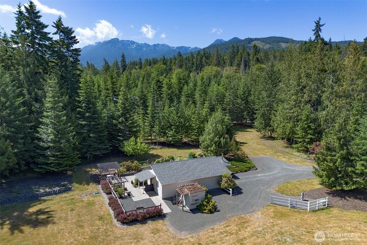 Property Photo: 5541 S Doss Road WA 98362