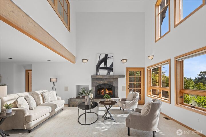 Property Photo: 7321 152nd Avenue NE WA 98052