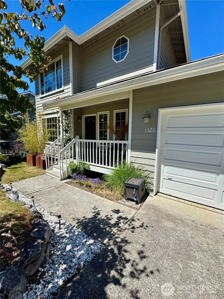 Property Photo:  1326  McLeod Road  WA 98226 