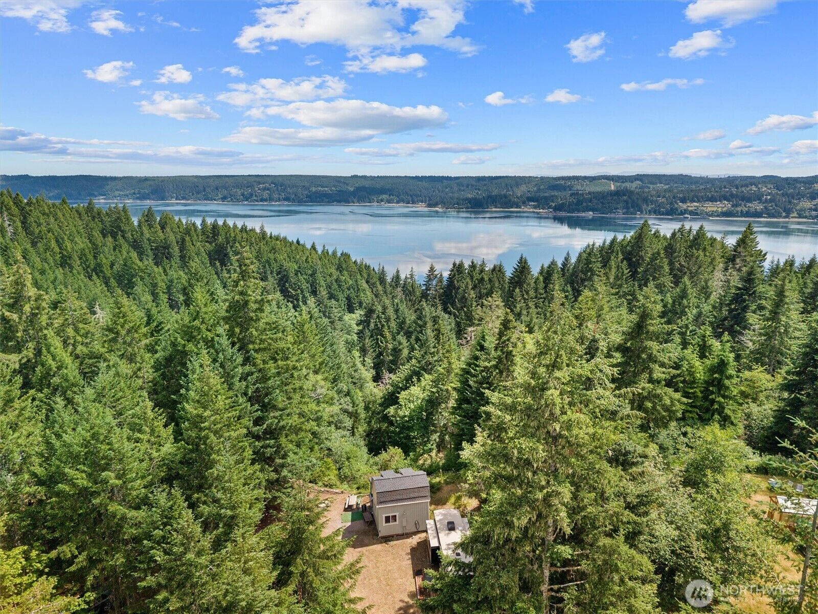 Property Photo: 1090 NE Patton WA 98588