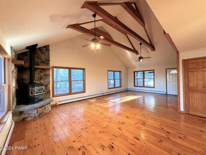 Property Photo:  109 Mountain Laurel Lane  PA 18464 