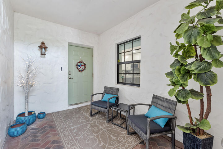 Property Photo: 2932 Hidden Harbour Court FL 33312