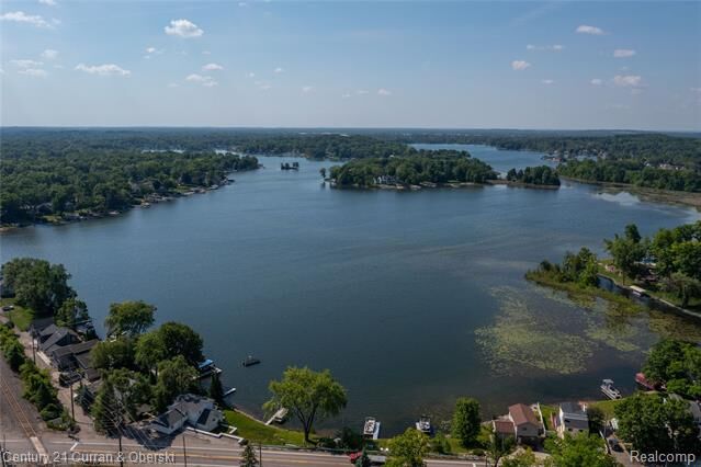 Property Photo:  7224 Andersonville Road  MI 48346 
