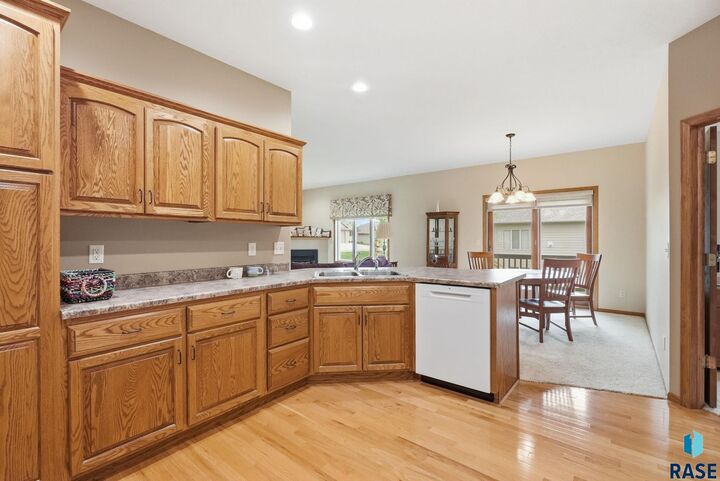 Property Photo:  3205 S Lupine Pl  SD 57110 