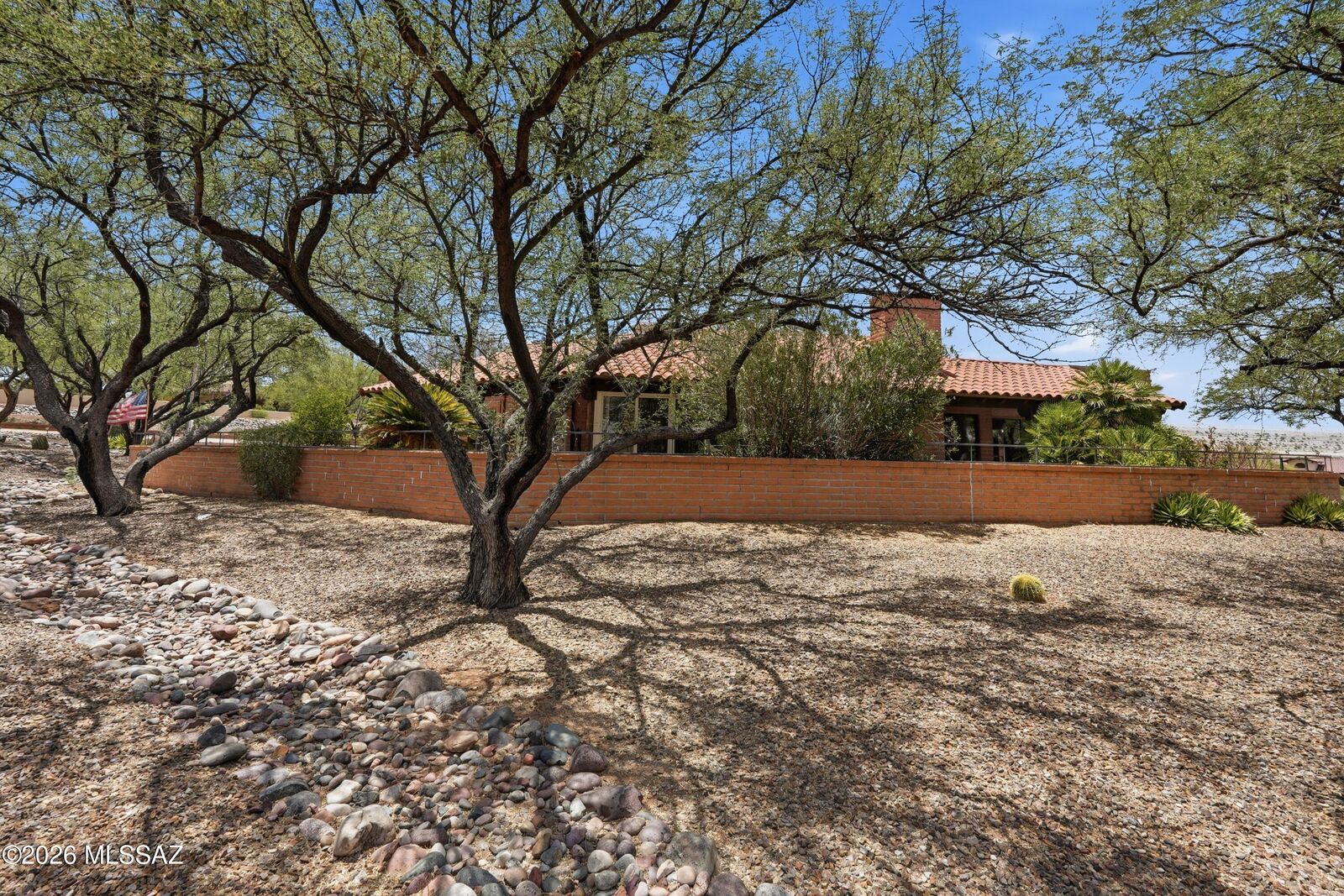 Property Photo: 3910 S Via Del Ruisenor AZ 85622