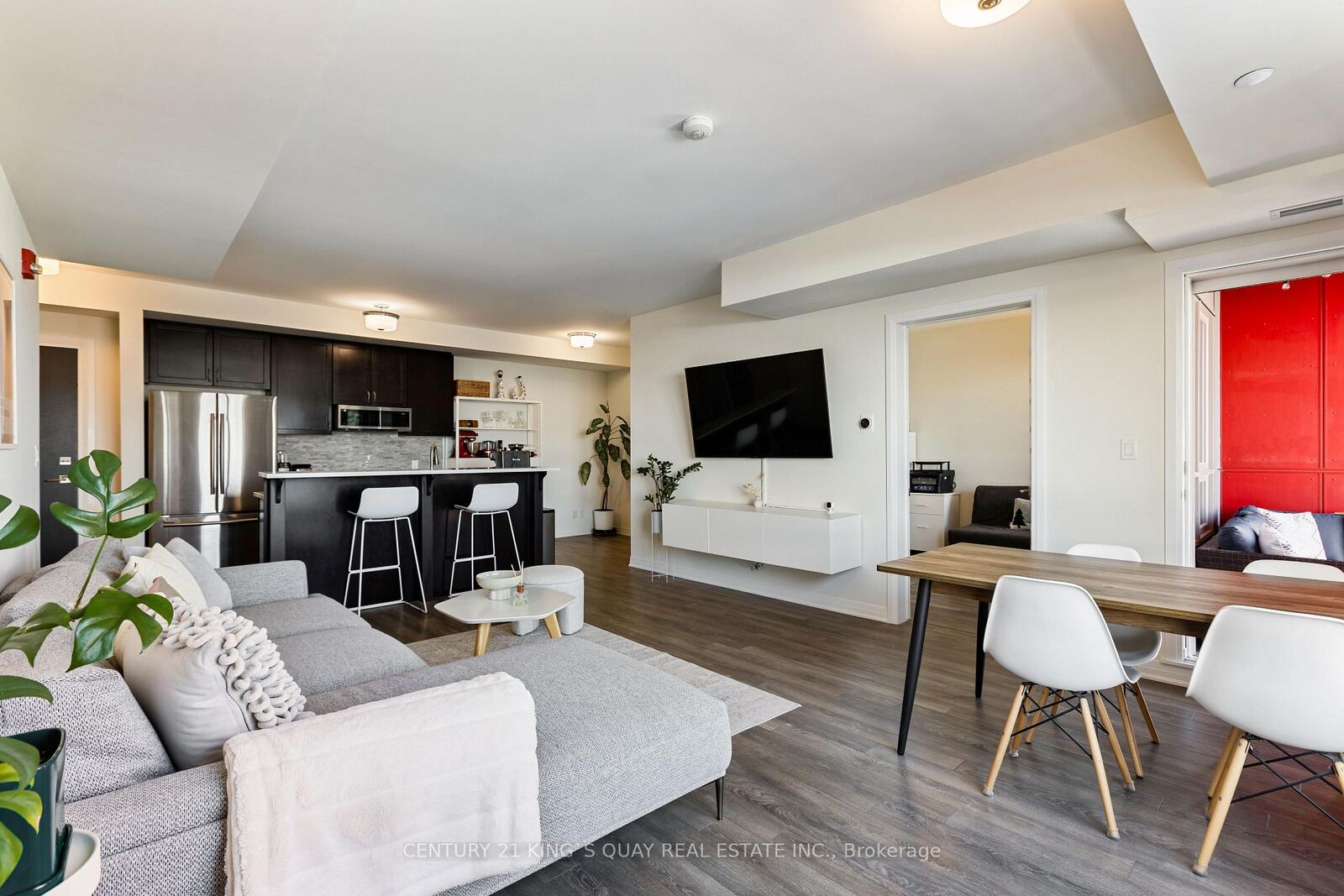 Property Photo: 58 Adam Sellers Street 503 ON L6B 1P5