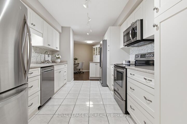 Property Photo: 7 Gale Crescent N 1106 ON L2R 7M8